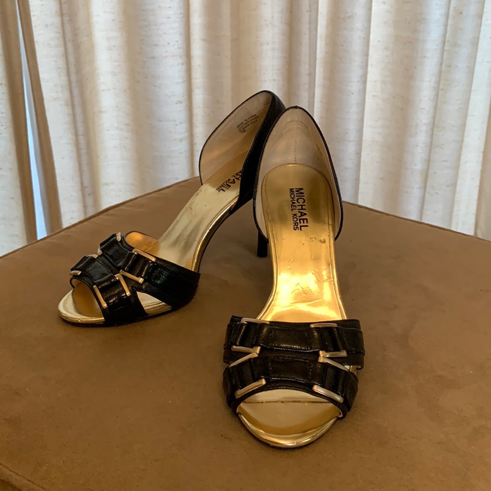 MICHAEL KORS Black Leather Heels Size 7M